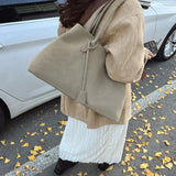 ELYANE™ – ELEGANT MAXI-TASKE